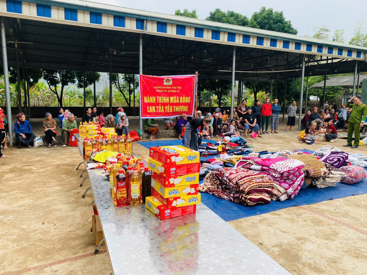 Phiên chợ không đồng - Hành trình mùa đông